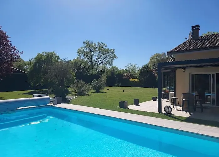 Maison Aux Portes De Montauban